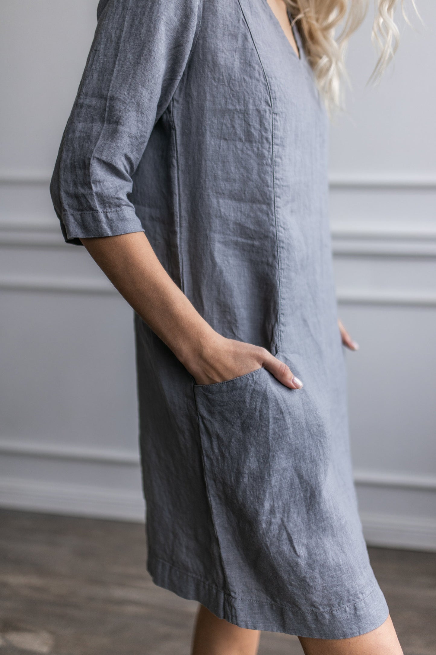 Linen dress with pockets