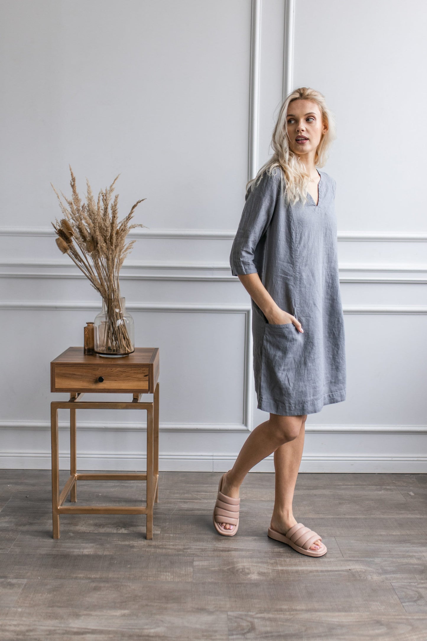 Linen dress with pockets